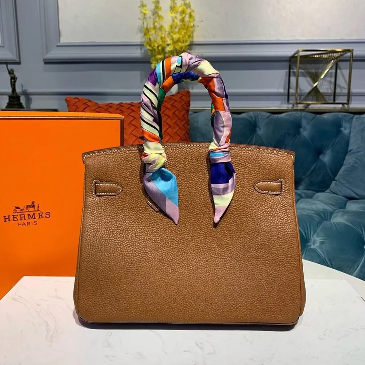 Hermes Birkin Top Handle Bag / White Semi Handstitched Gold Hardware
