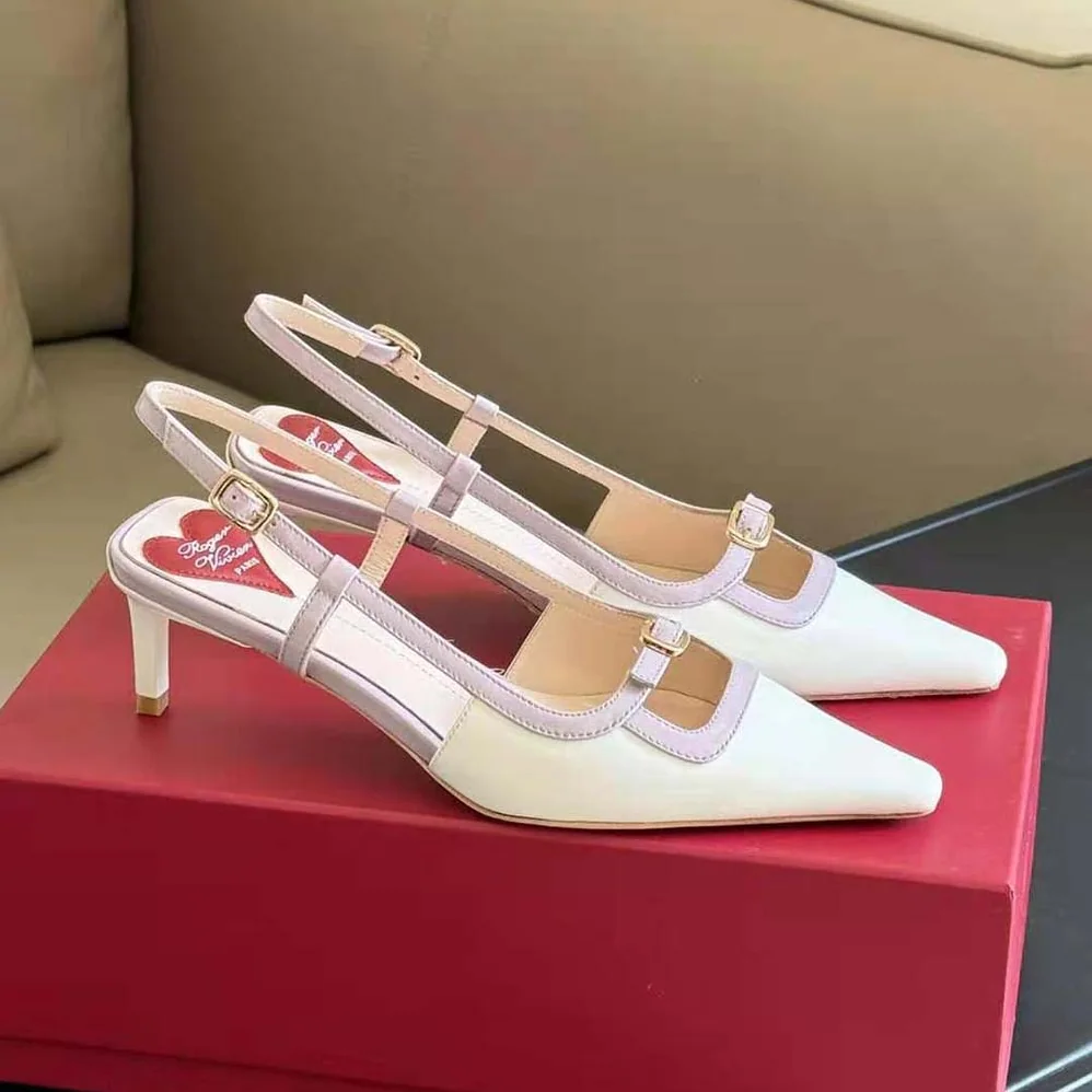 Roger Vivier Viv' Canard Slingback Pumps in Patent Leather for Women in Pink Roger Vivier Viv' Canard Slingback Pumps in Patent Leather for Women in Pink