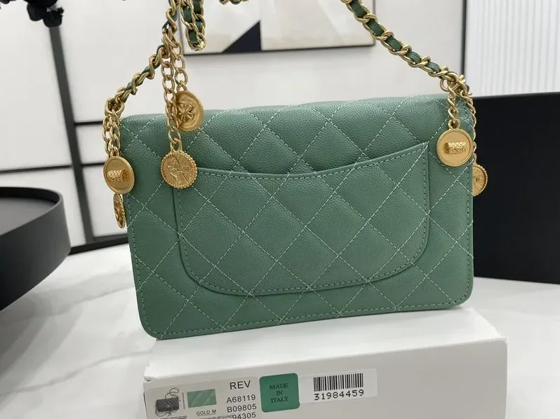 Wallet On Chain Green in Black/White /