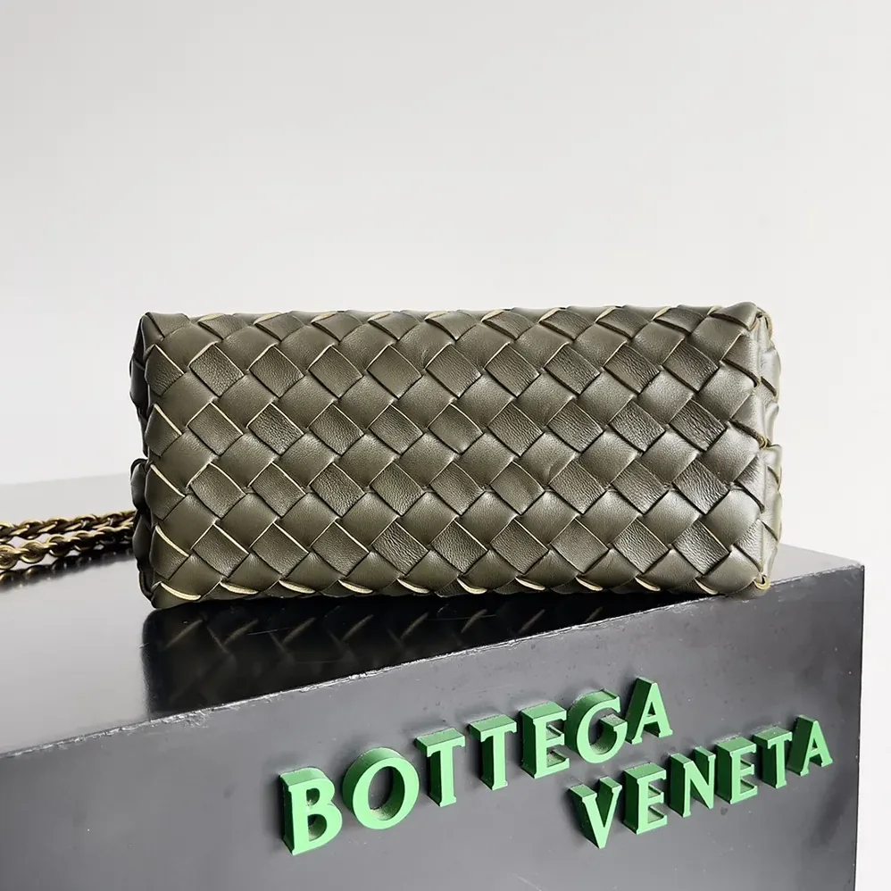 Bottega Veneta Small Andiamo Intrecciato Leather Top Handle Bag for Women in Dark Green