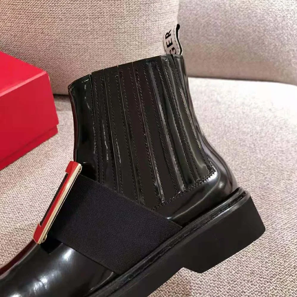 Roger Vivier Chelsea Viv' Rangers Metal Buckle Ankle Boots for Women in Black Roger Vivier Chelsea Viv' Rangers Metal Buckle Ankle Boots for Women in Black
