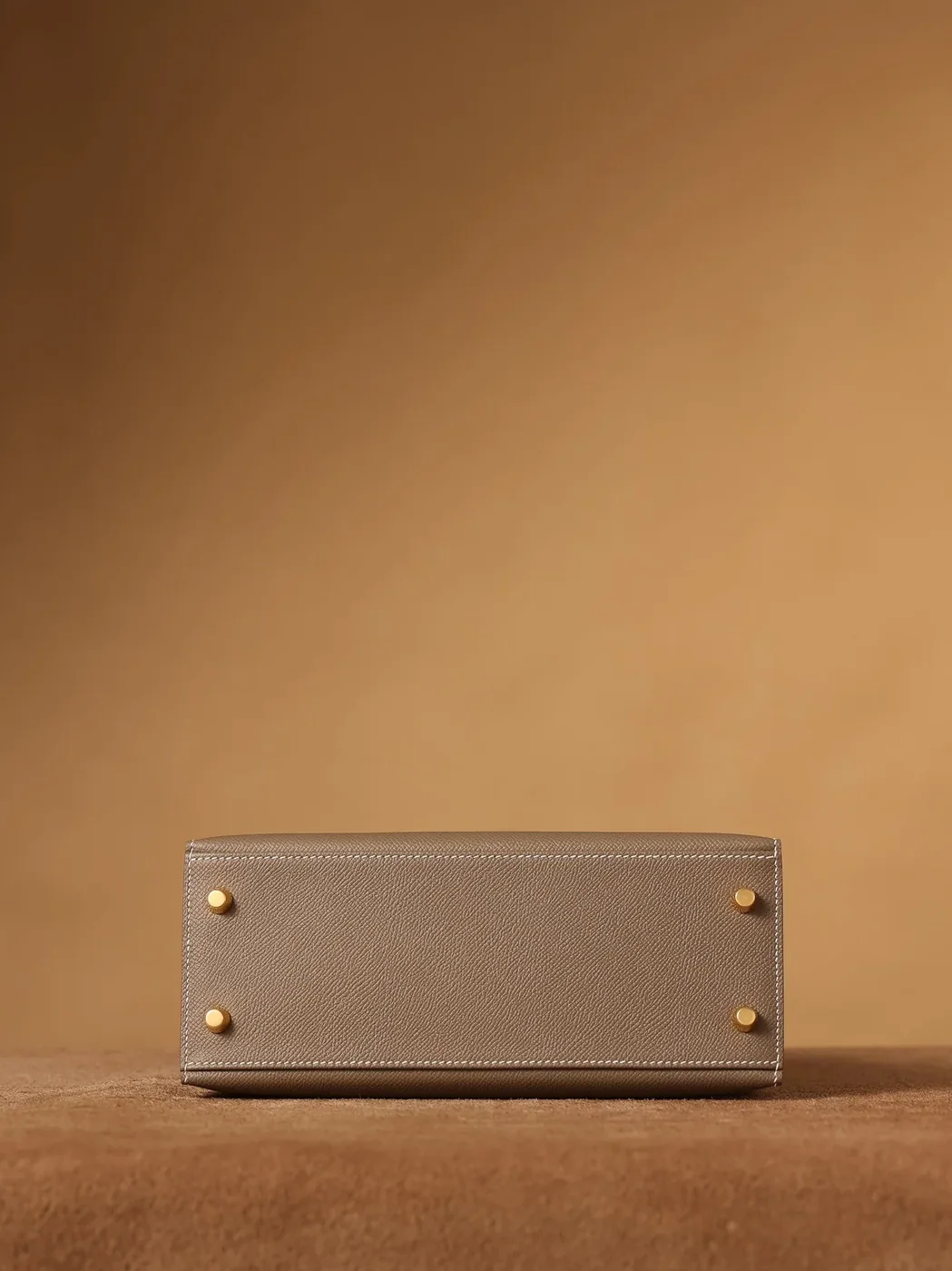 Hermes Kelly Epsom Gold Tone Lock Bag Grey 9,/