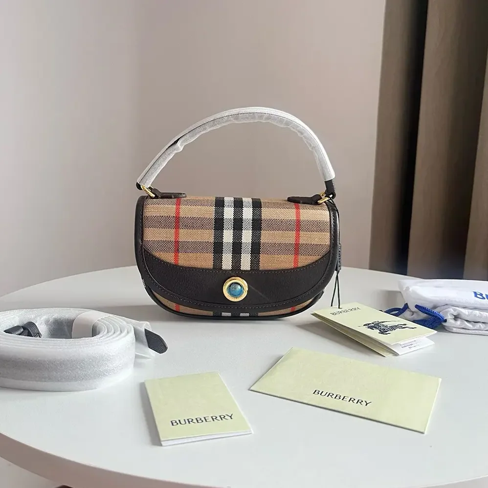 Burberry Highlands Crossbody Bag for Women Burberry Highlands Crossbody Bag for Women
