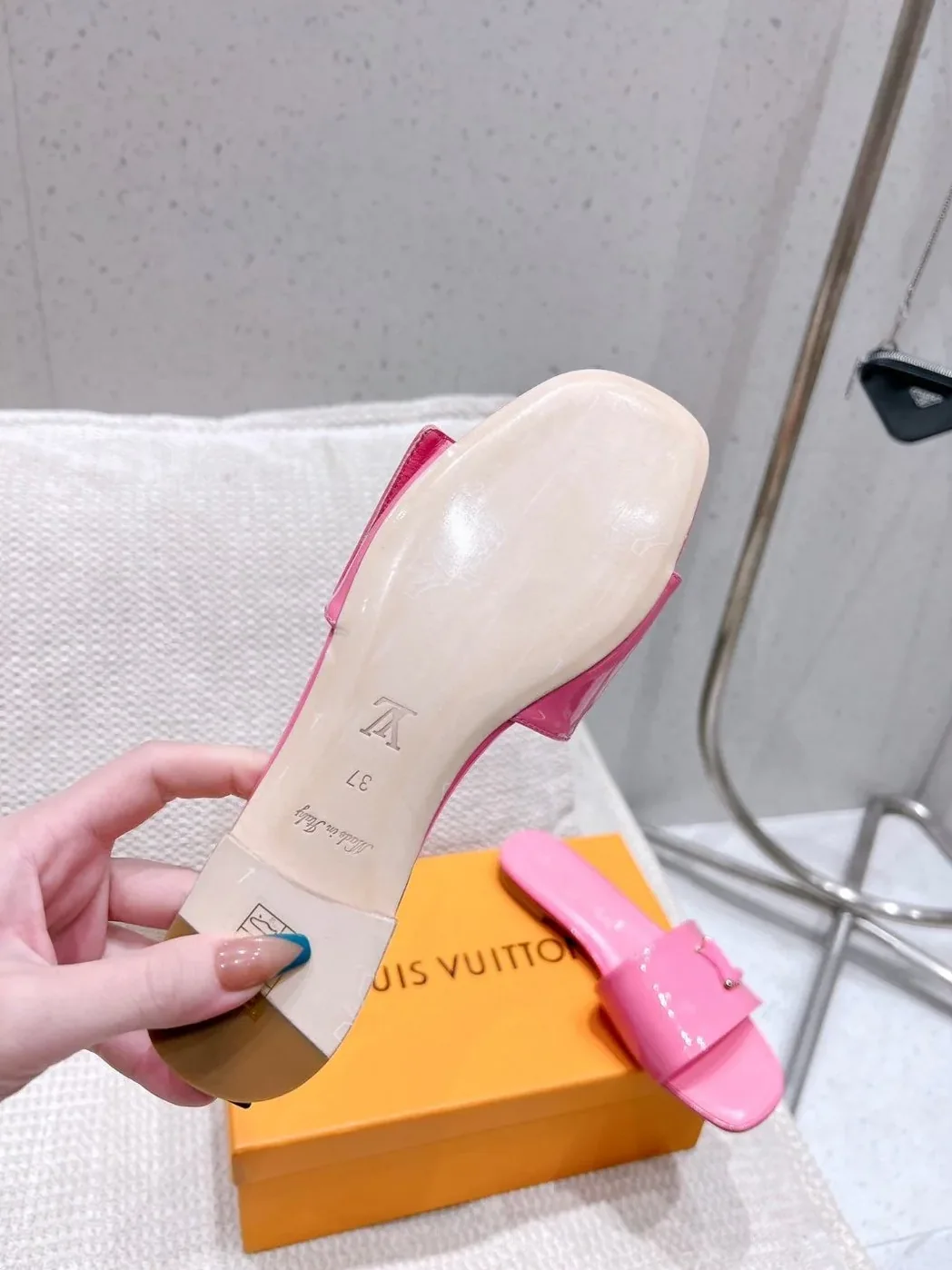 Louis Vuitton Shake Flat Mule Pink Louis Vuitton Shake Flat Mule Pink