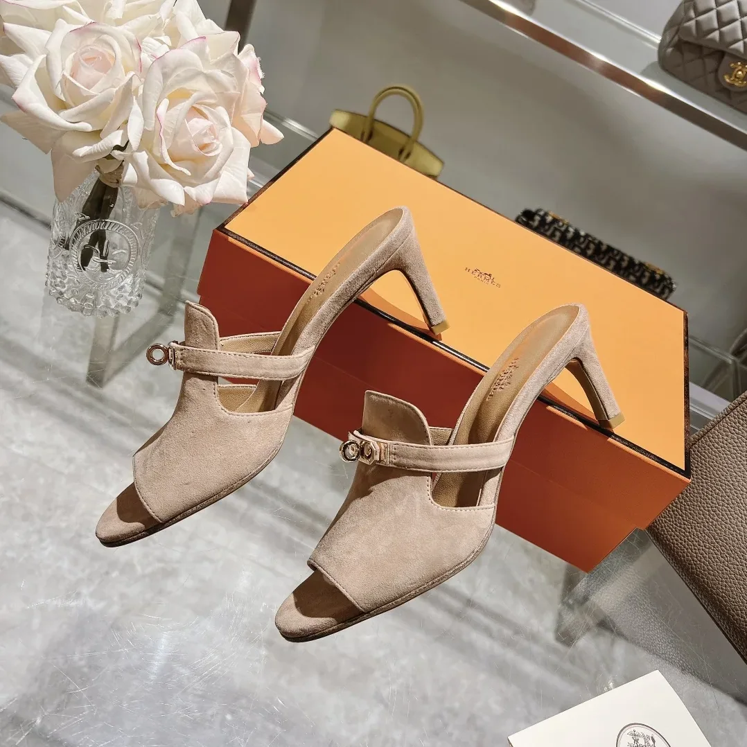Hermes Cute Sandal Beige Hermes Cute Sandal Beige
