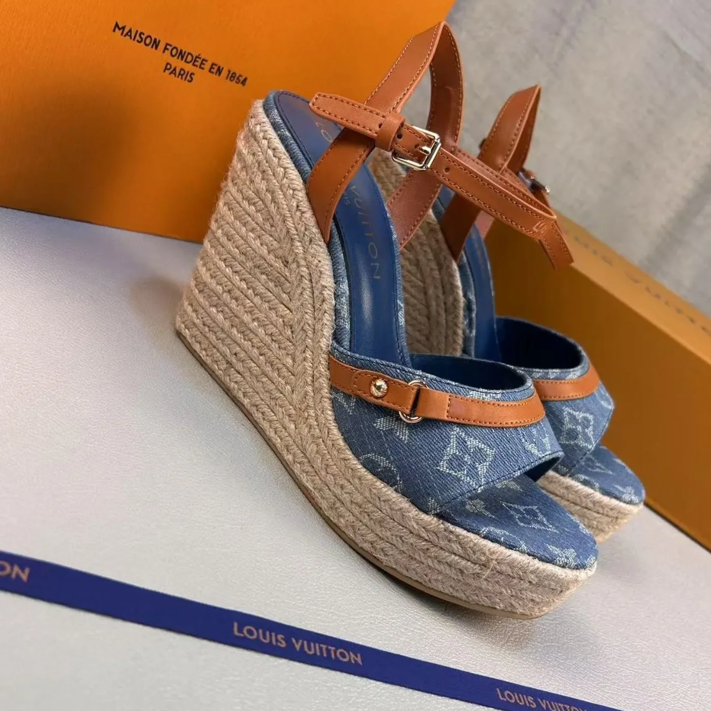 Louis Vuitton Helios Wedge Sandals Blue 1ACIZV Louis Vuitton Helios Wedge Sandals Blue 1ACIZV