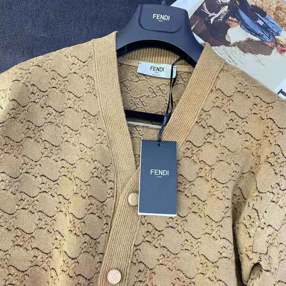 Fendi Sweater Beige Velvet and Viscose Cardigan with V-neck and Low-Cut Set for Women in in Sleeves Fendi Sweater Beige Velvet and Viscose Cardigan with V-neck and Low-Cut Set for Women in in Sleeves