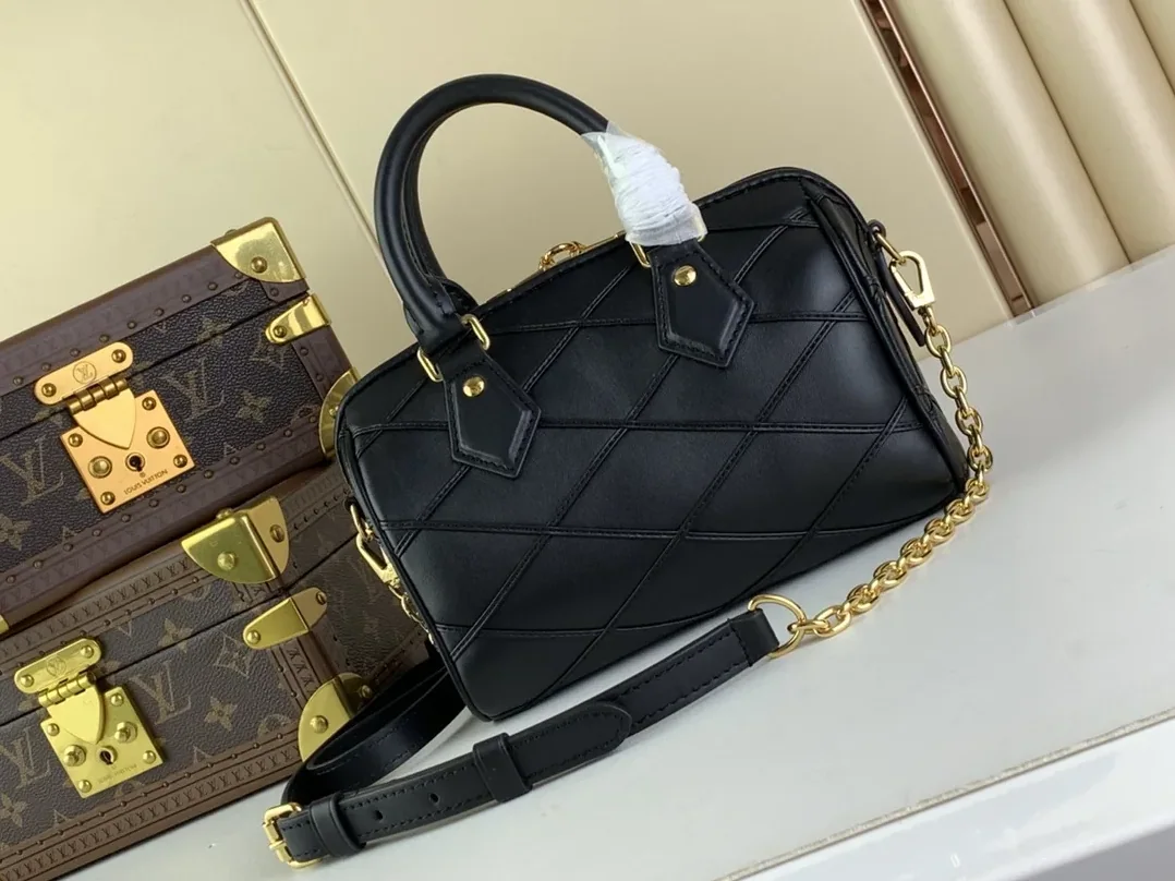 Louis Vuitton Speedy Bandouliere 25 Top Handle Bag in Black Gold Hardware