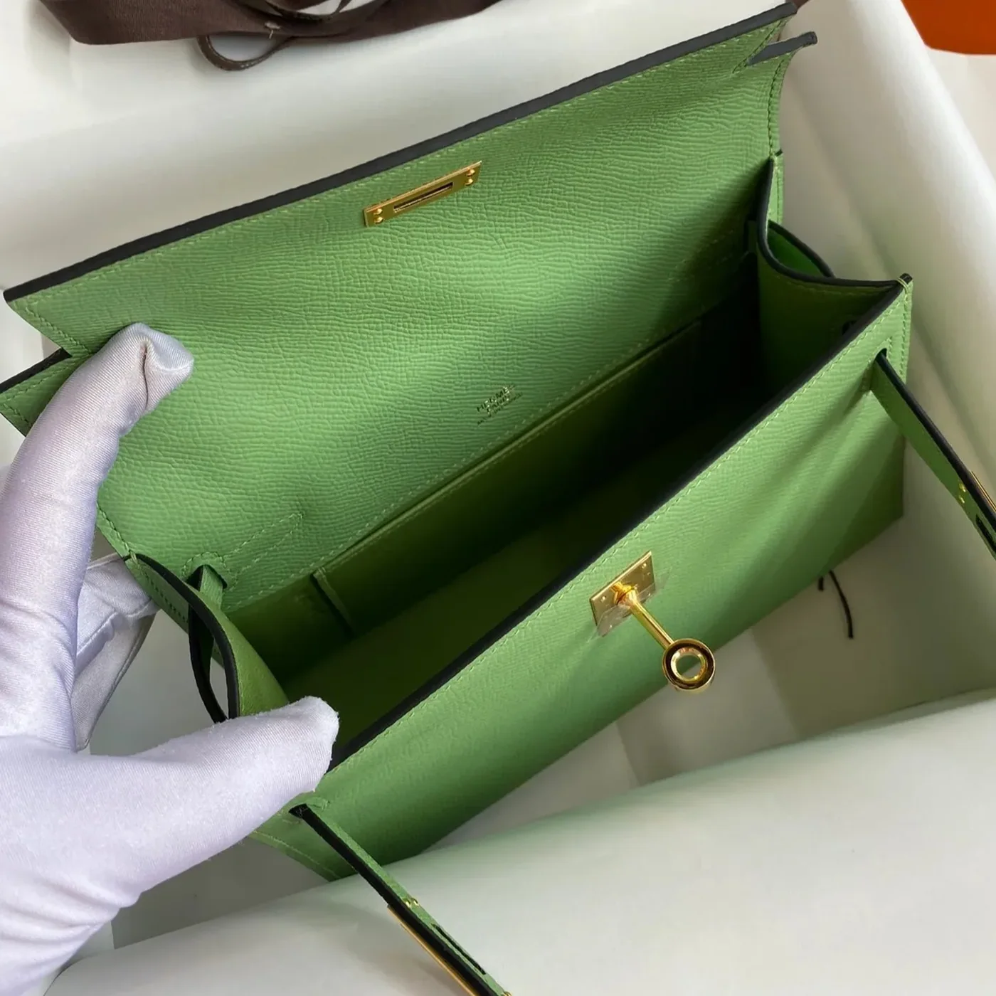 Hermes Kelly Pochette Top Handle Bag in Green Epsom Gold Hardware