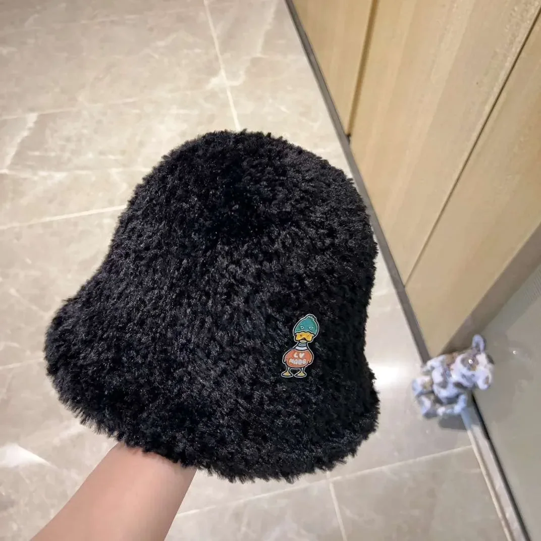 Louis Vuitton Duck Beanie LV Black