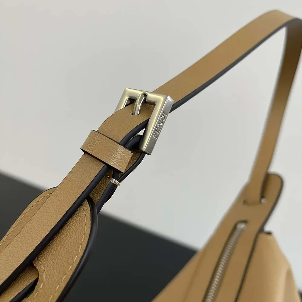 Fendi Simply Fendi Medium Beige Leather Bag for Unisex