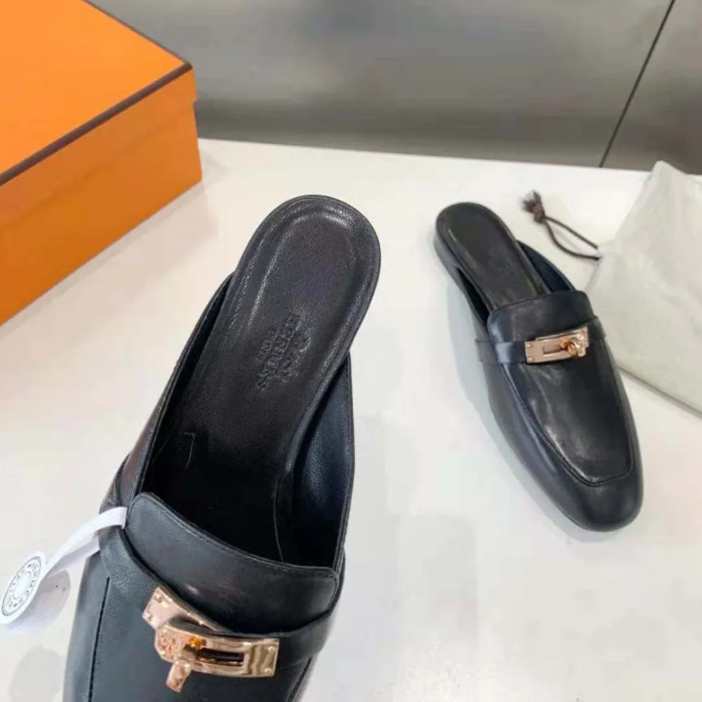 Hermes OZ Mule in Black Calfskin Leather for Women Hermes OZ Mule in Black Calfskin Leather for Women