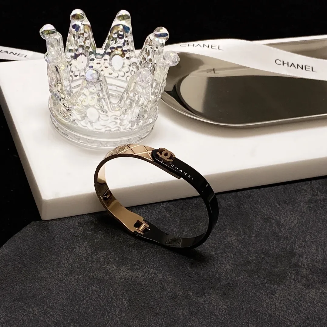 Chanel CC Bracelet Gold Chanel CC Bracelet Gold