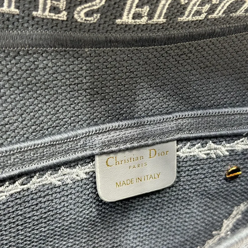 Dior Saddle Bag with Strap Blue and White Book Cover Embroidery for Women Dior Saddle Bag with Strap Blue and White Book Cover Embroidery for Women