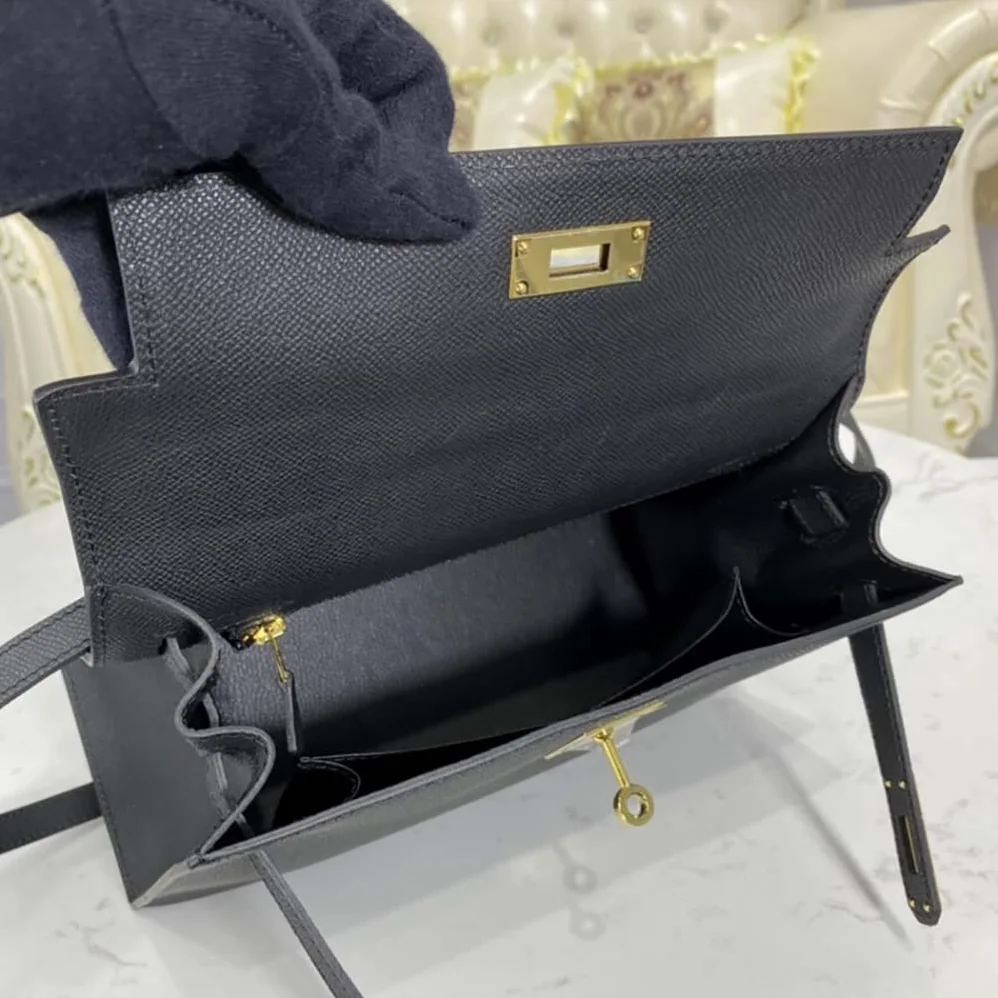 Hermes Kelly Bag 28 Epsom Leather for Women in Black Hermes Kelly Bag 28 Epsom Leather for Women in Black