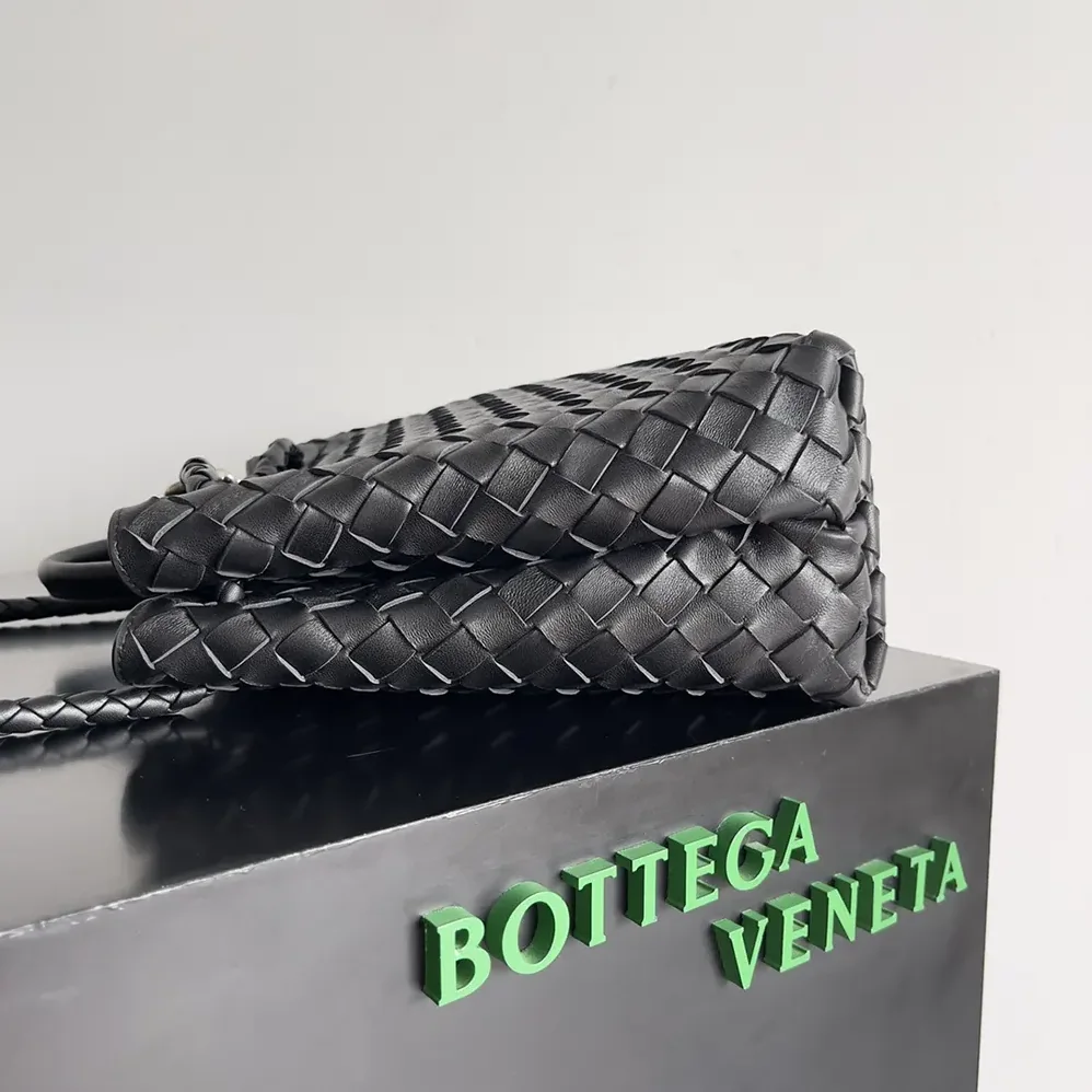 Bottega Veneta Medium Andiamo in Supple Intrecciato Leather for Women in Black/Silver Bottega Veneta Medium Andiamo in Supple Intrecciato Leather for Women in Black/Silver