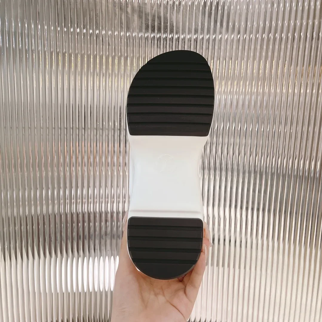 Louis Vuitton LV Archlight Flat Sandal Black for Women Louis Vuitton LV Archlight Flat Sandal Black for Women