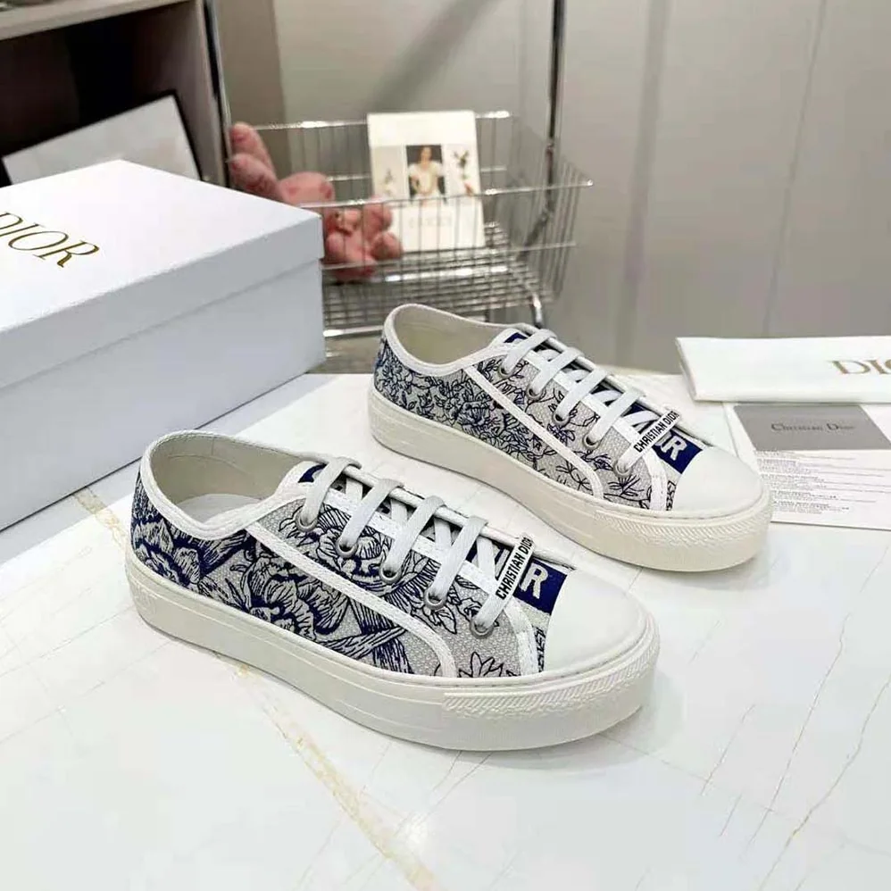 Dior Walk'N'Dior Sneaker White and Blue Dior Jardin D'Hiver Embroidered Cotton for Women