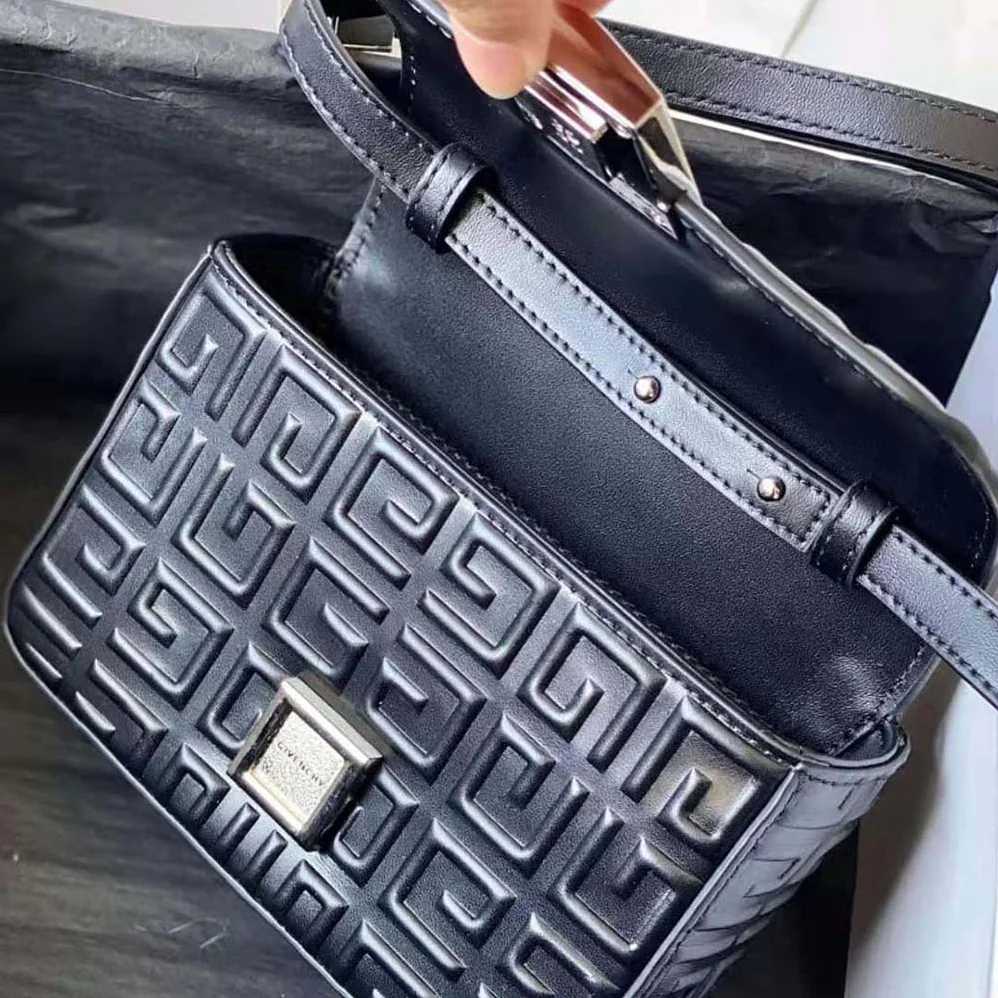 Givenchy Small 4g Bag in 4g Patent Leather for Women in Black