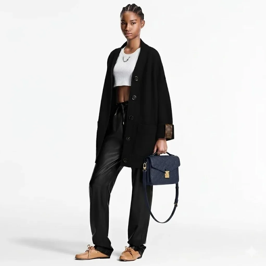 Louis Vuitton Pochette Metis Shoulder Bag / Navy Blue Monogram Empreinte Gold Hardware Louis Vuitton Pochette Metis Shoulder Bag / Navy Blue Monogram Empreinte Gold Hardware