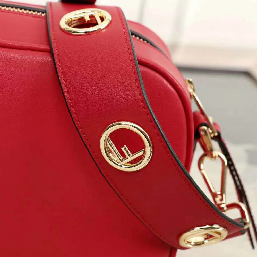Fendi Camera Case Leather Bag for Women in Red