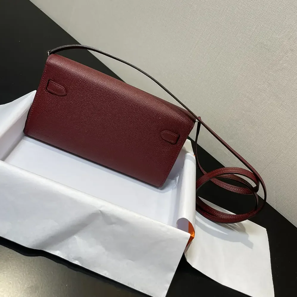 Hermes Kelly To Go in Epsom Leather for Women in Maroon