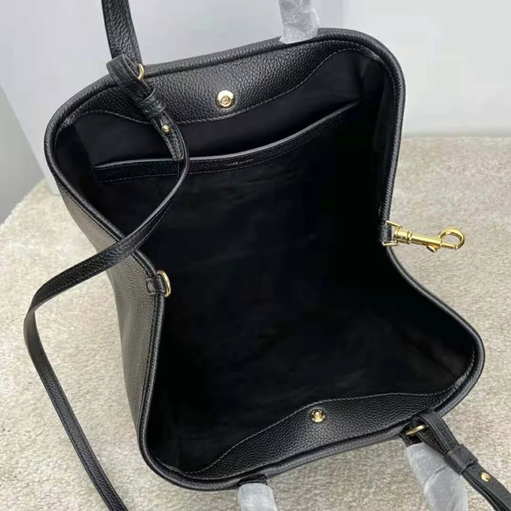Celine Small Folded Cabas in Grained Calfskin for Women in Black