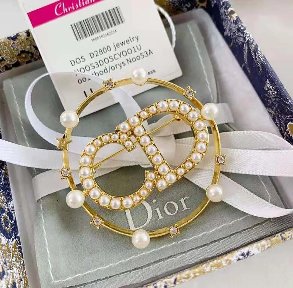 Dior Clair D Lune Brooch Gold for Women in Finish Metal