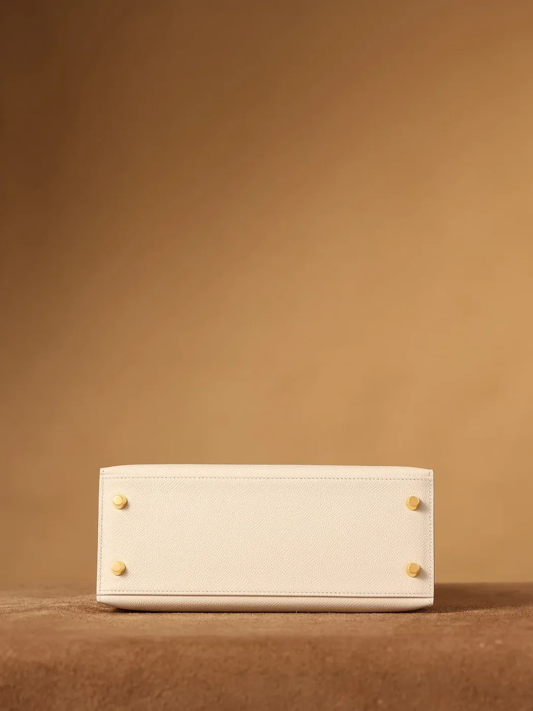 Hermes Kelly Epsom Gold Tone Lock Bag Cream 9,/ Hermes Kelly Epsom Gold Tone Lock Bag Cream 9,/