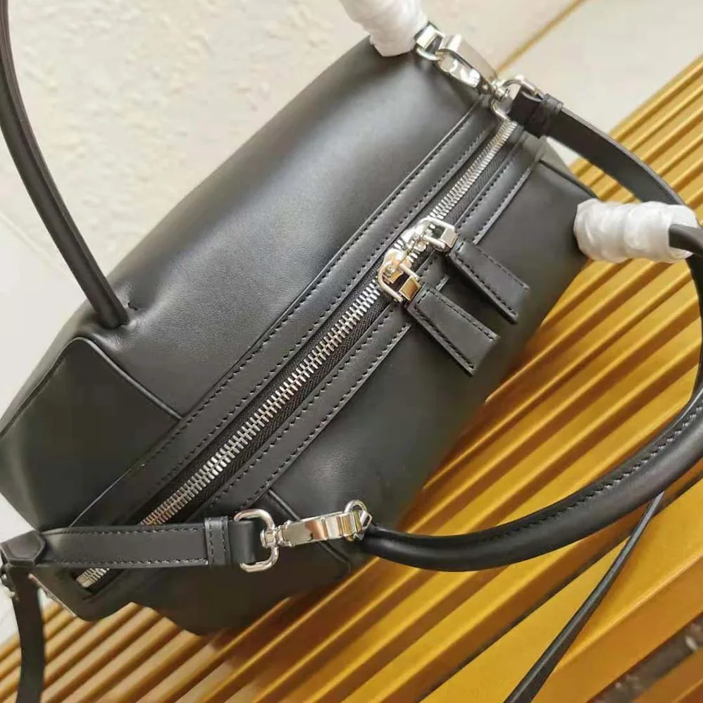 Prada Medium leather Prada Supernova Handbag for Women in Black Prada Medium leather Prada Supernova Handbag for Women in Black
