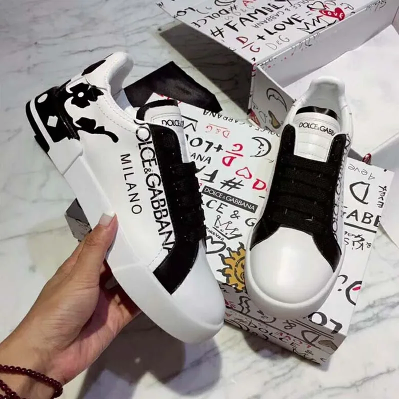 Dolce Gabbana D&G Shoes Portofino Sneakers in Printed Patent Calfskin for Men in Black