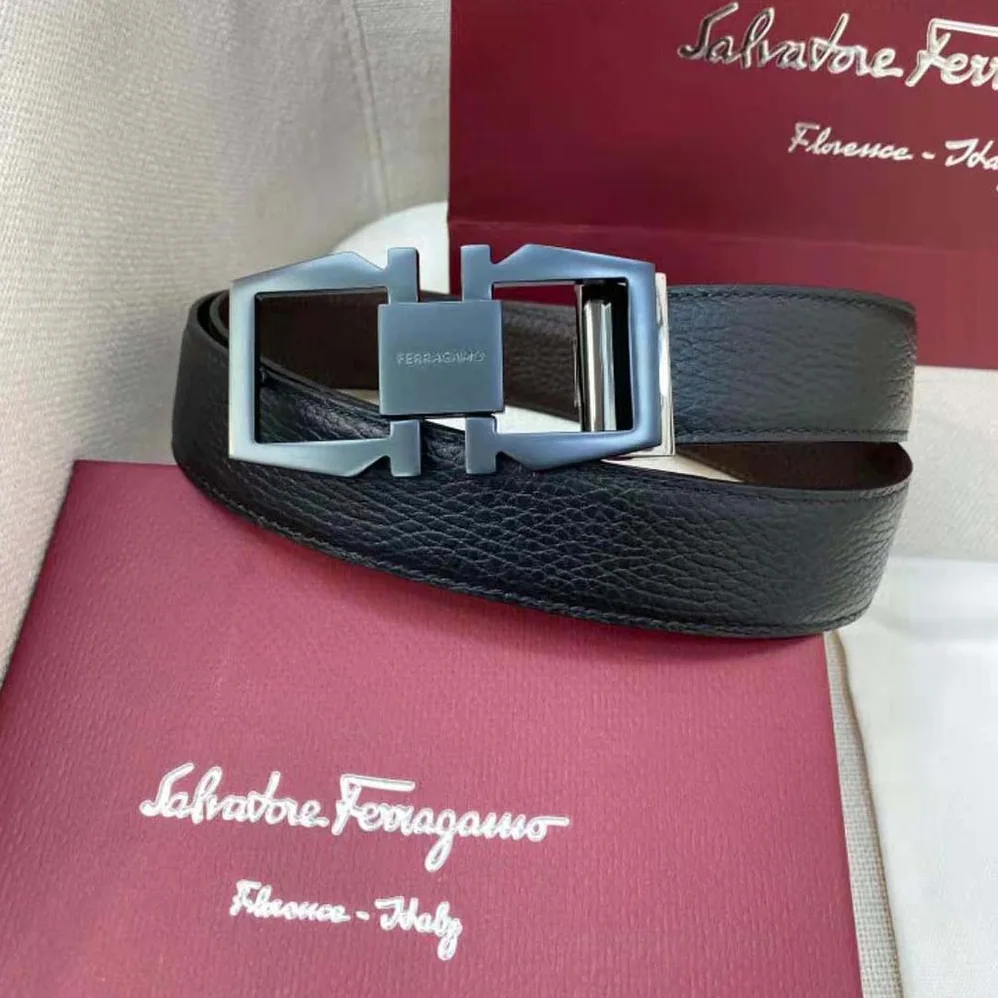 Salvatore Ferragamo Reversible and Adjustable Gancini Belt for Men in Black