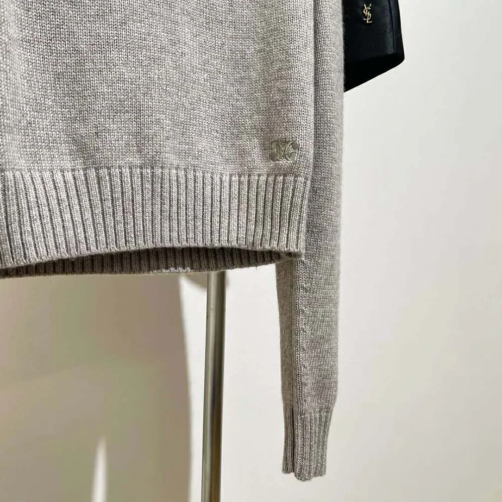 Celine Crew Neck Sweater in Seamless Cashmere for Women Celine Crew Neck Sweater in Seamless Cashmere for Women