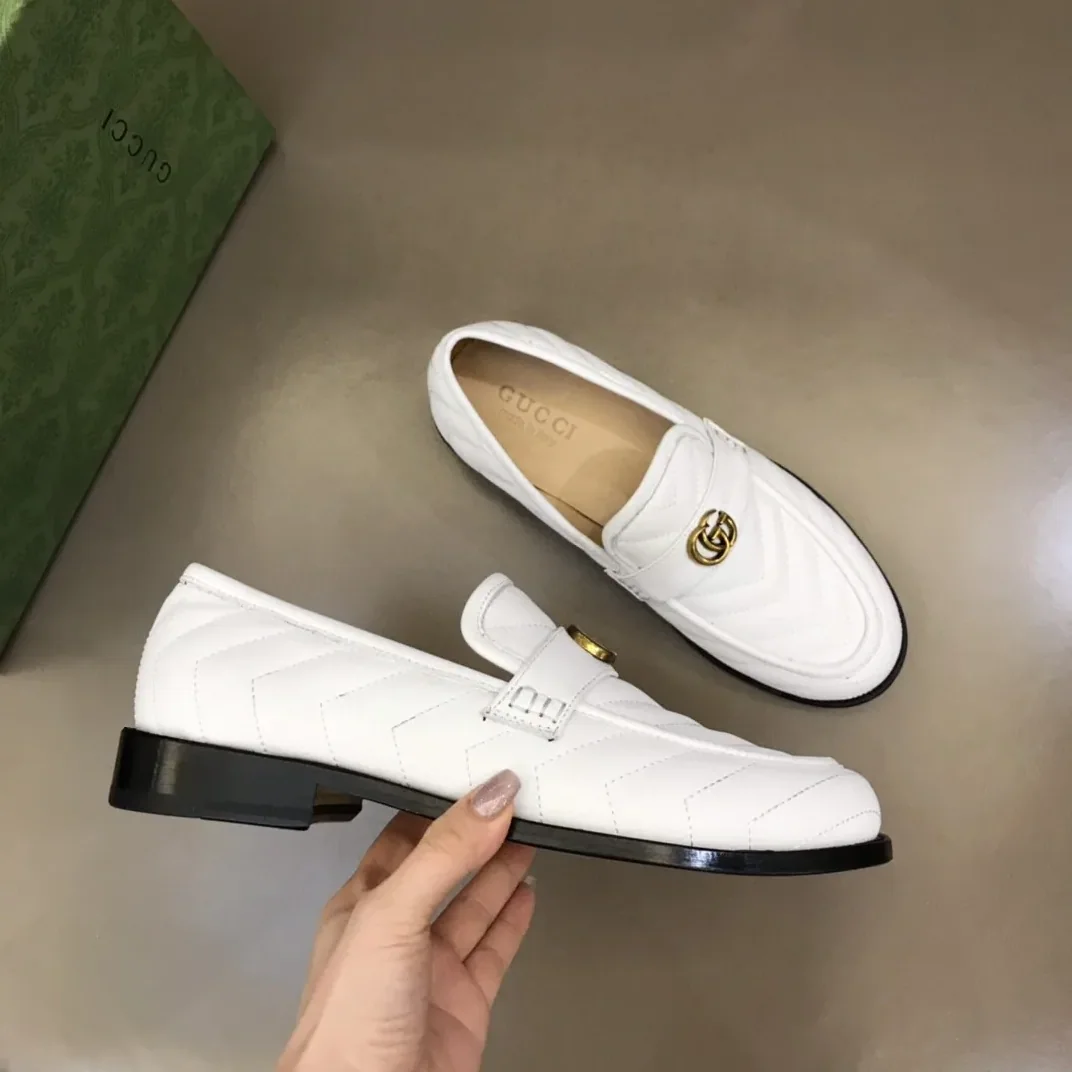 Gucci Loafer With Interlocking G White Gucci Loafer With Interlocking G White
