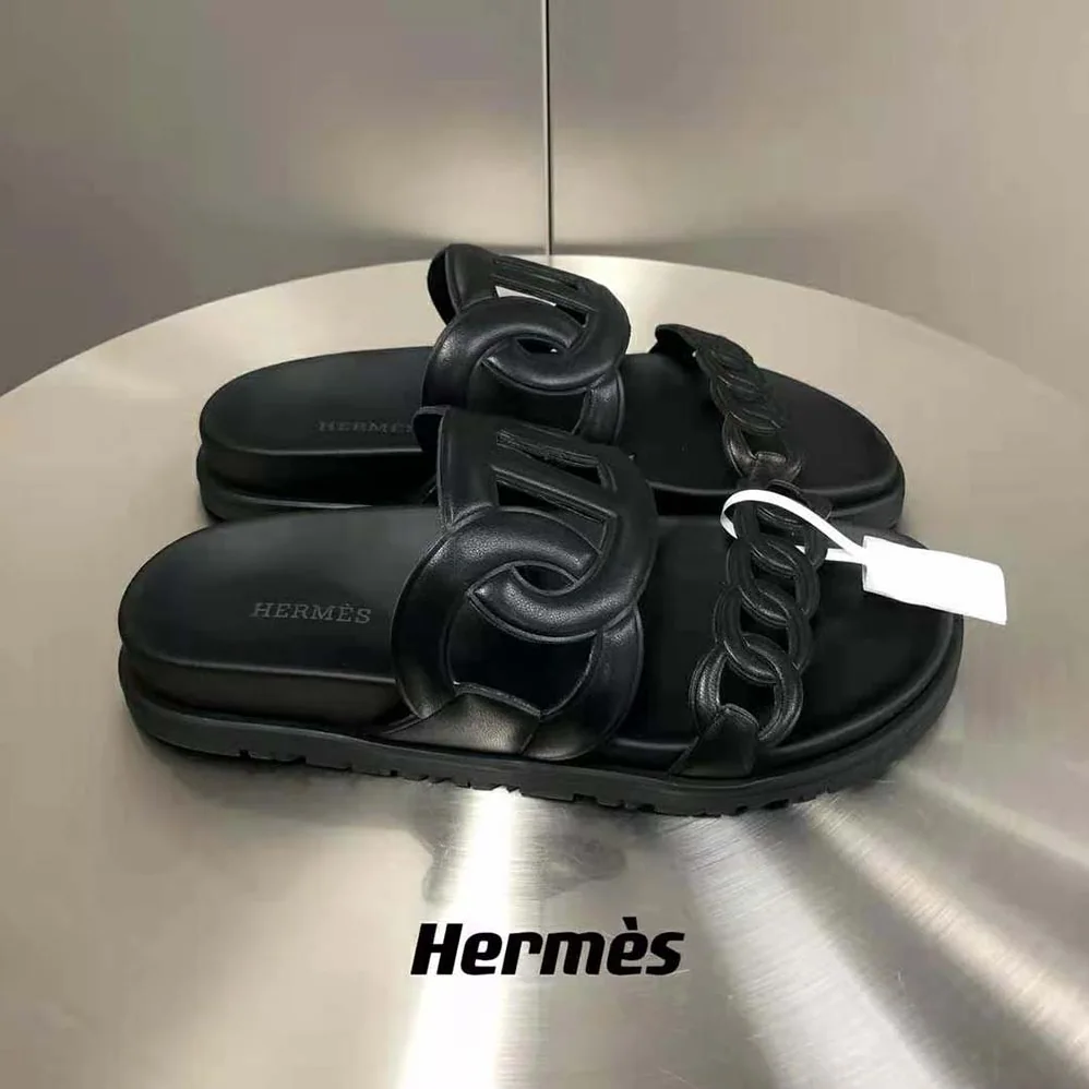 Hermes Extra Sandal in Nappa Leather for Women in Black