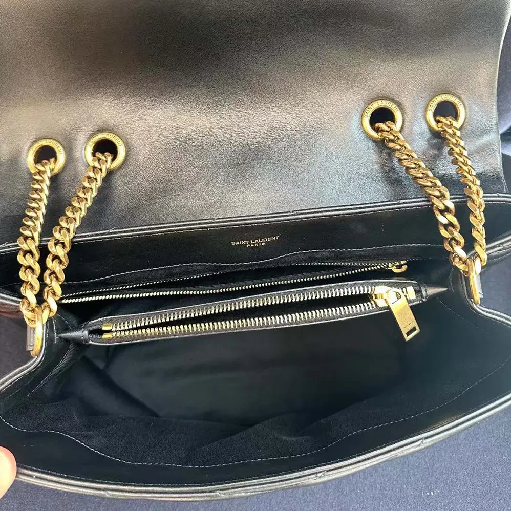 Saint Laurent YSL Loulou Medium Bag in Matelassé Y Leather for Women in Black Saint Laurent YSL Loulou Medium Bag in Matelassé Y Leather for Women in Black