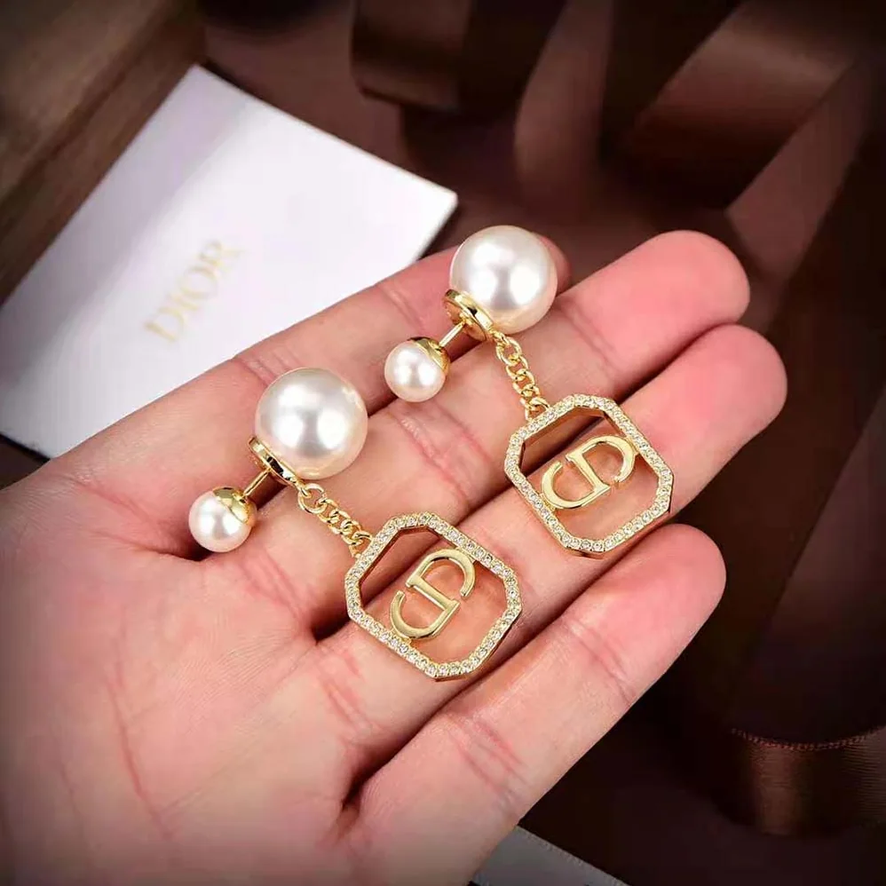 Dior Tribales Earrings Gold-Finish Metal with White Resin Pearls for Women Dior Tribales Earrings Gold-Finish Metal with White Resin Pearls for Women