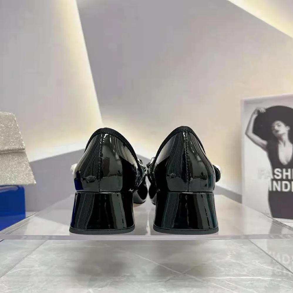 Miu Miu Naplak Pumps in 35 mm Heel Height for Women in Black Miu Miu Naplak Pumps in 35 mm Heel Height for Women in Black