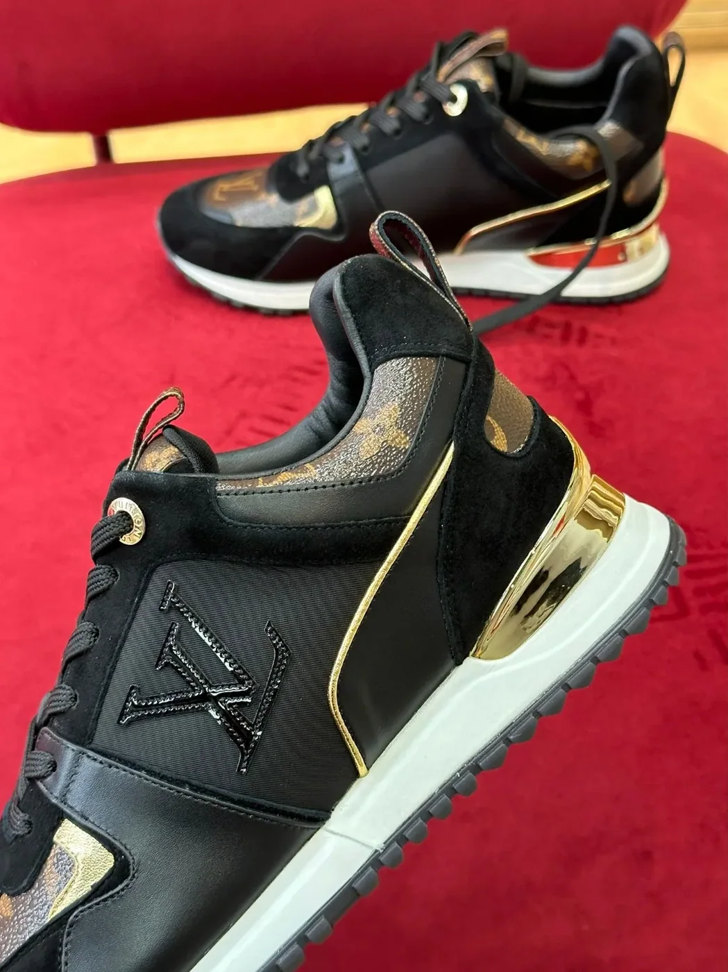 Louis Vuitton Run Away Sneaker Black 1AAP3E Louis Vuitton Run Away Sneaker Black 1AAP3E