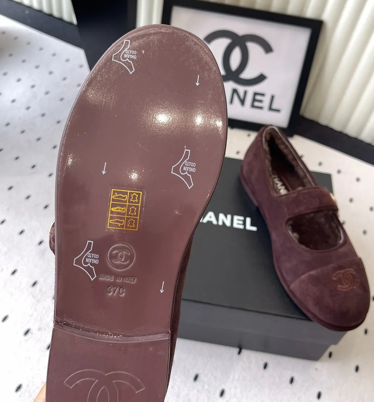 Chanel Mary Jane Flats Burgundy Suede Shearling Chanel Mary Jane Flats Burgundy Suede Shearling