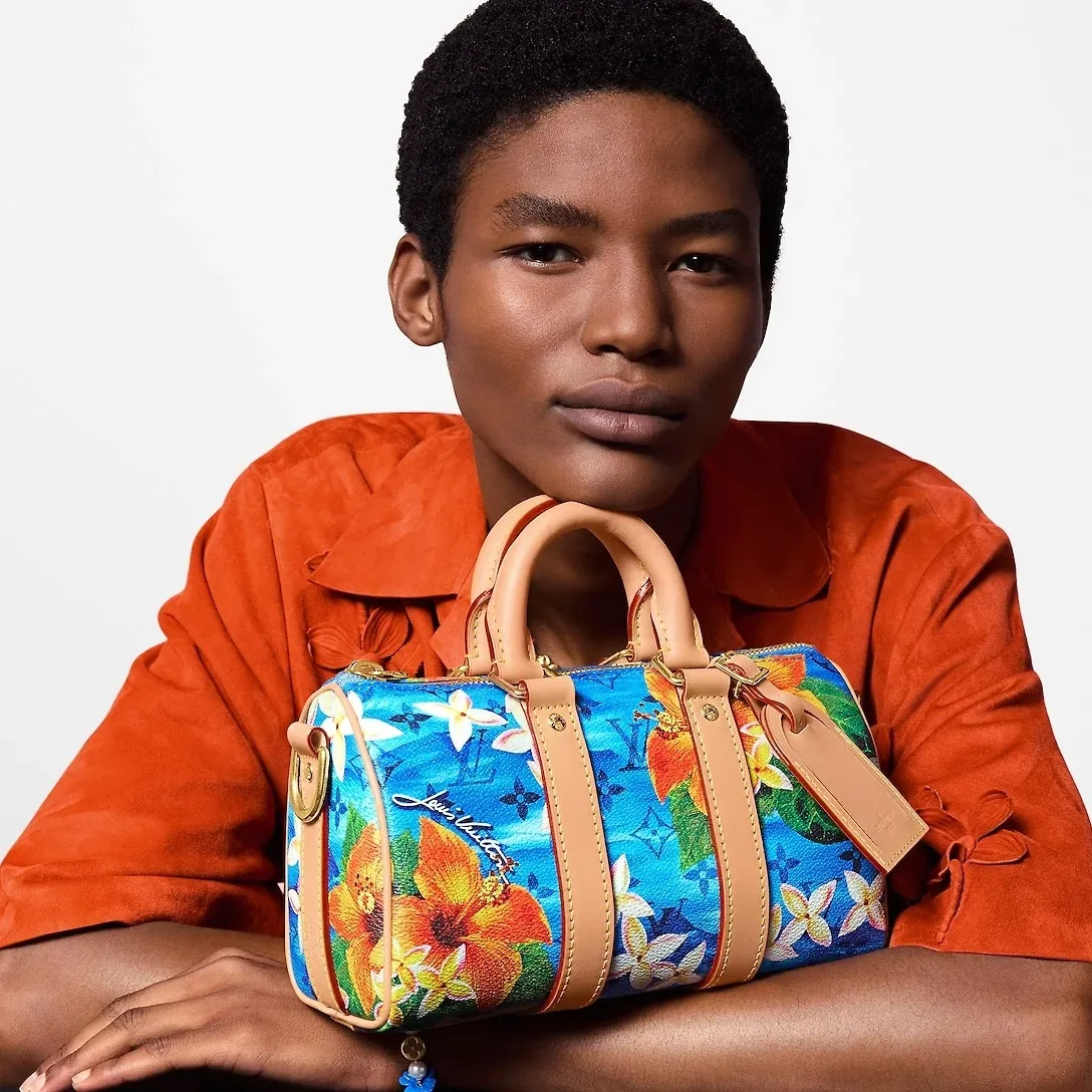 Louis Vuitton Keepall Bandouliere 25 Travel Bag in Multicolor Gold Hardware