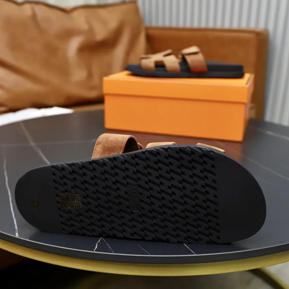 Hermes Chypre Sandal for Unisex in Brown Hermes Chypre Sandal for Unisex in Brown
