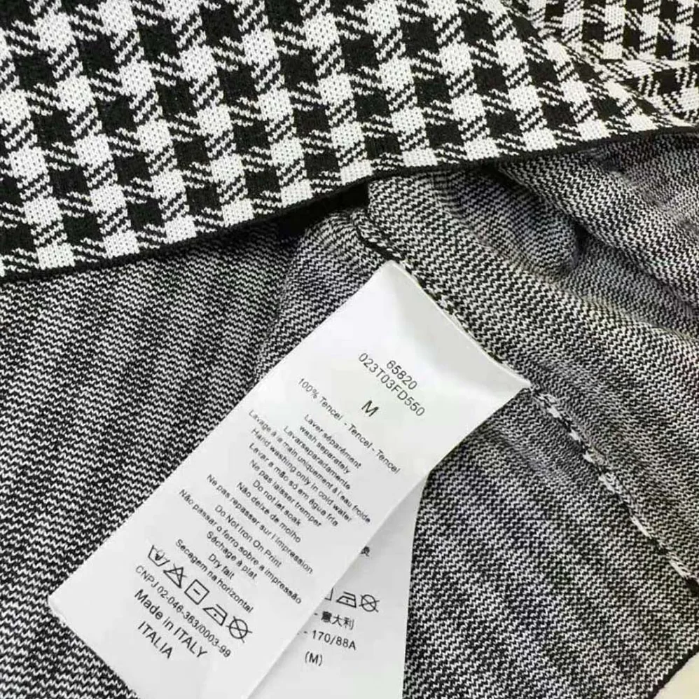 Dior Short-sleeved Sweater Gray and Black Check'n'Dior Cashmere and Silk Blend Knit for Women Dior Short-sleeved Sweater Gray and Black Check'n'Dior Cashmere and Silk Blend Knit for Women