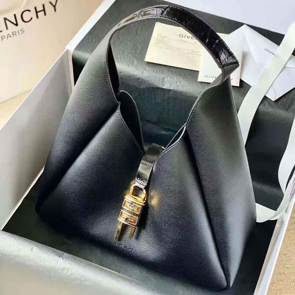 Givenchy Medium G-Hobo Bag in Smooth Leather for Women in Black