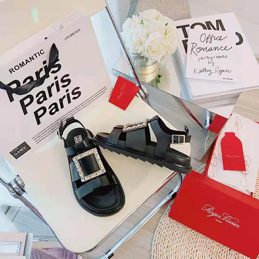 Roger Vivier Viv' Rangers Strass Buckle Sandals in Leather for Women in Black Roger Vivier Viv' Rangers Strass Buckle Sandals in Leather for Women in Black