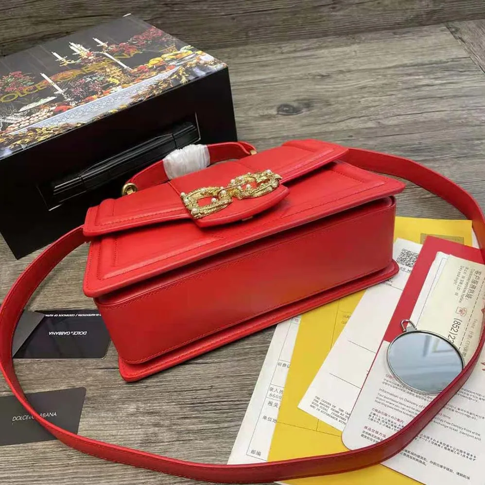 Dolce Gabbana D&G Amore Bag in Calfskin Leather for Women in Red Dolce Gabbana D&G Amore Bag in Calfskin Leather for Women in Red