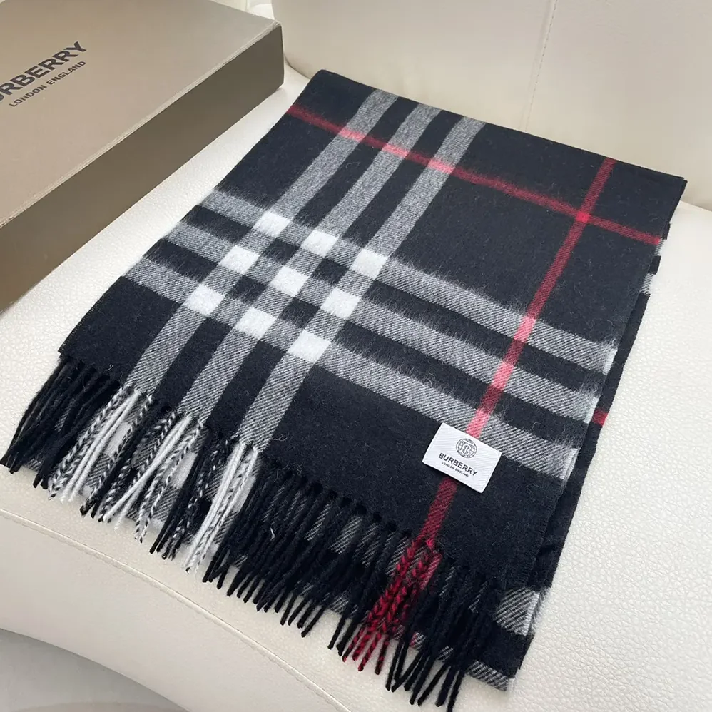 Burberry Check Cashmere Scarf for Unisex in Black Burberry Check Cashmere Scarf for Unisex in Black