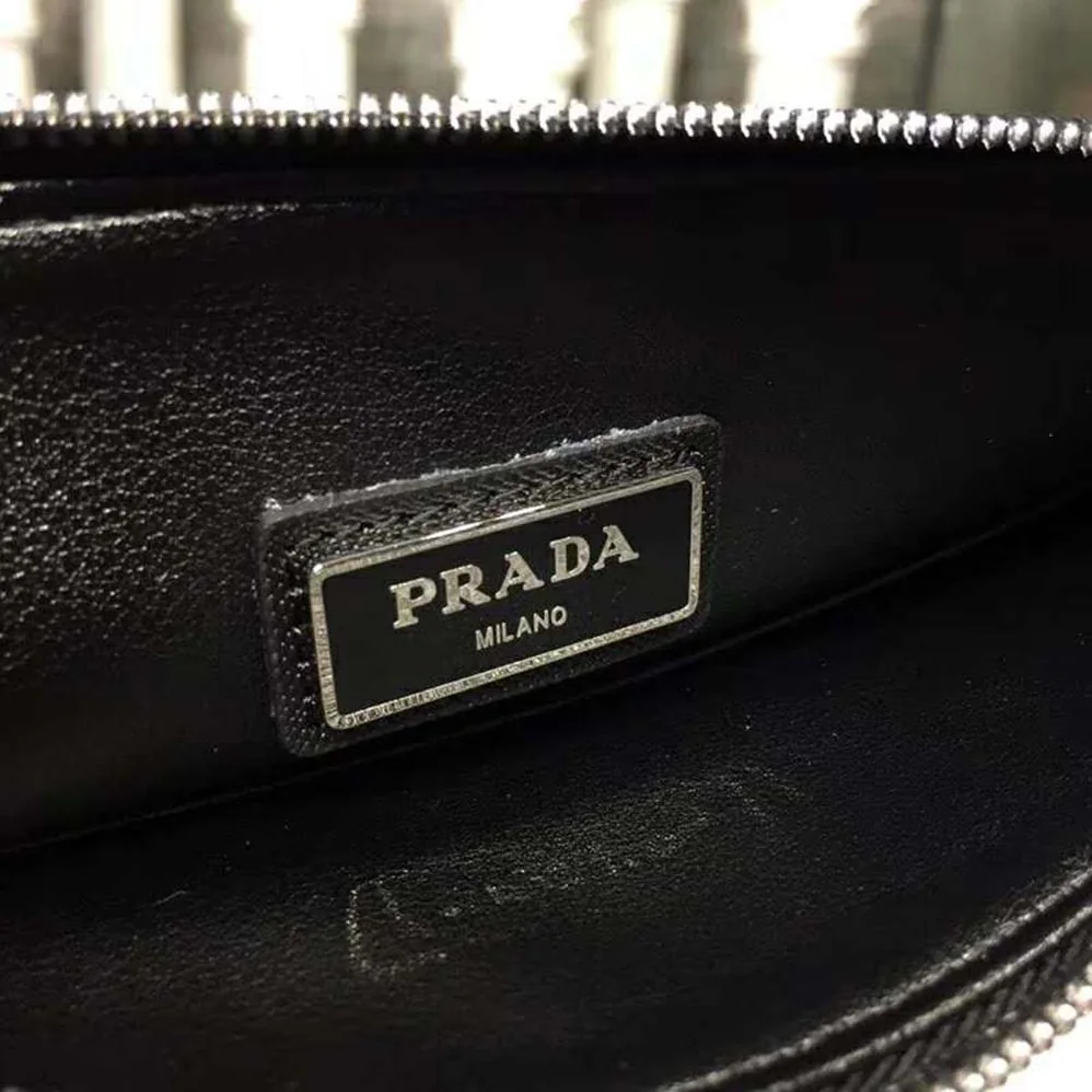 Prada Saffiano Leather Hand Bag for Men in Black Prada Saffiano Leather Hand Bag for Men in Black