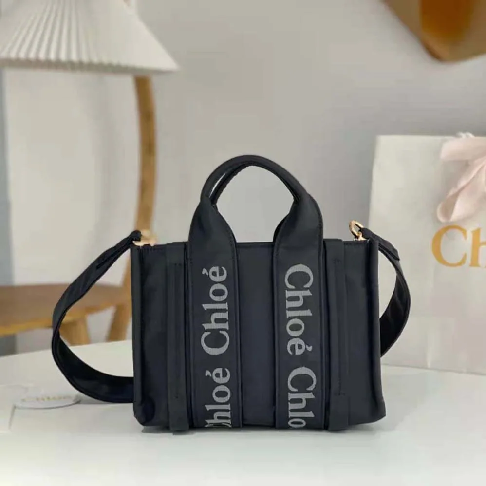 Chloe Small Woody Tote Bag for Women in Black