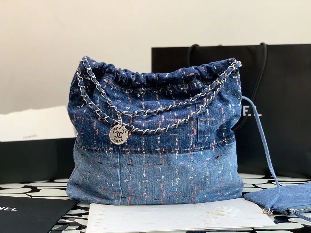 Chanel Demin Medium Bag Blue / Chanel Demin Medium Bag Blue /
